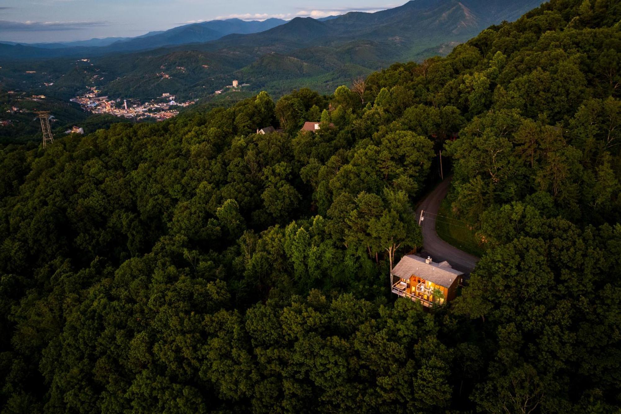 Villa Elevista - Quaint&Private-Views-Hottub-Pooltable-Bears-3 Clubhouse Pools Gatlinburg Exterior foto